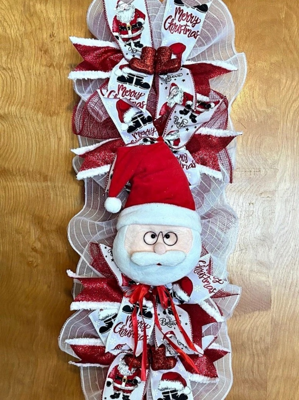 Santa Christmas Wreath in Red & White